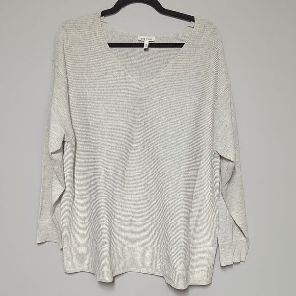 Ella Moss Gray V Neck Sweater - Picture 1 of 6